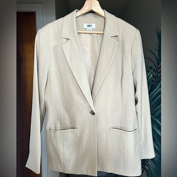 NWOT Suzy Shier Blazer | Beige | Size Large/L - Picture 2 of 5